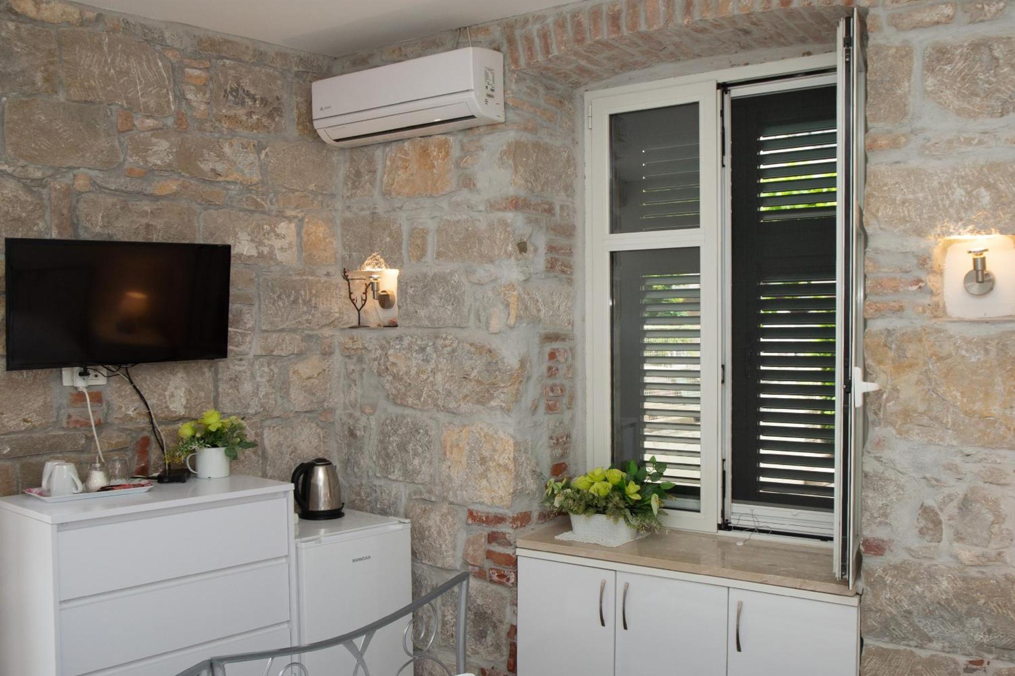 Downtown Spalato Private Rooms ภายนอก รูปภาพ