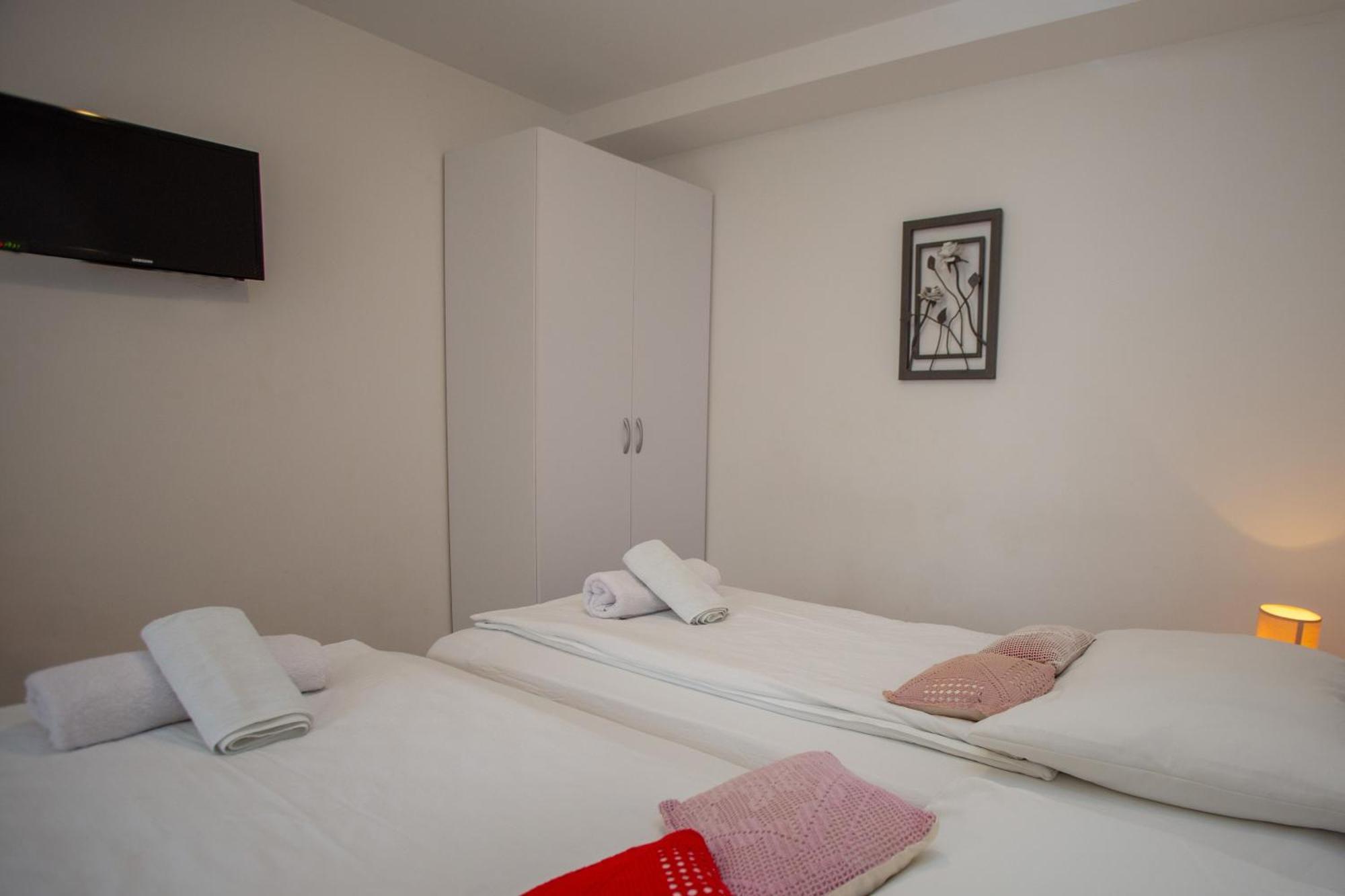 Downtown Spalato Private Rooms ภายนอก รูปภาพ