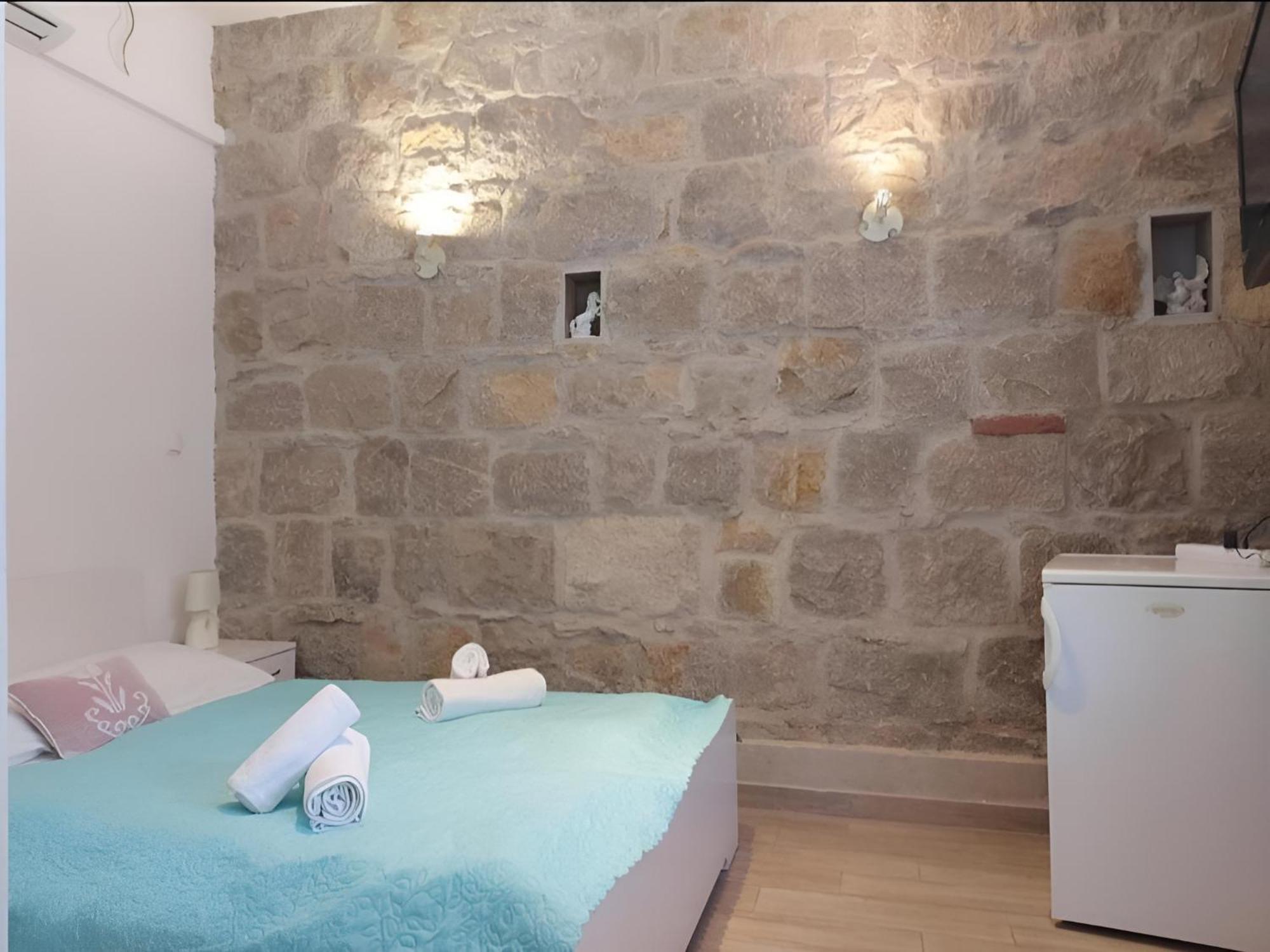 Downtown Spalato Private Rooms ภายนอก รูปภาพ
